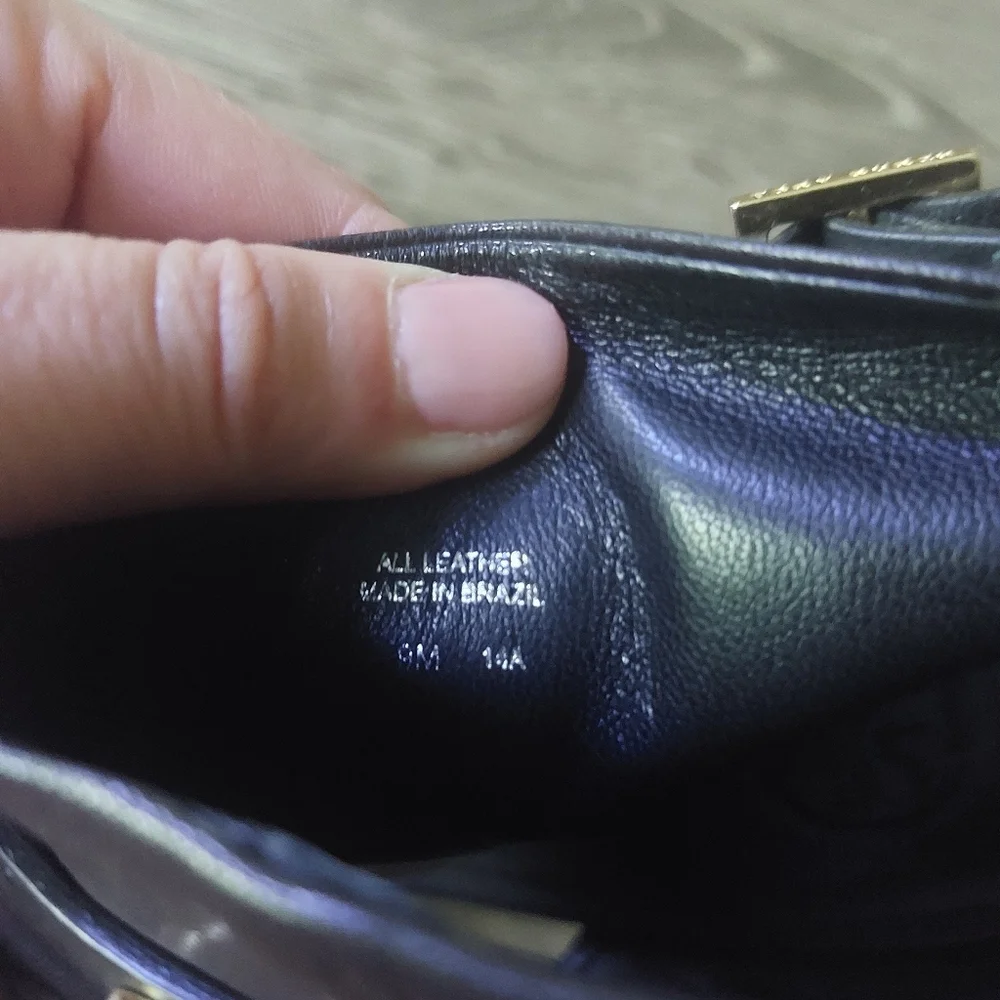 Tory Burch T black leather stiletto strappy heel pumps with gold TB stud accents - Picture 5 of 10